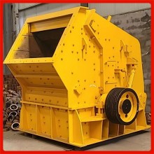 鑫盾破碎機(jī) 1315反擊式工地破碎設(shè)備 石灰?guī)r礦石生產(chǎn)機(jī)械